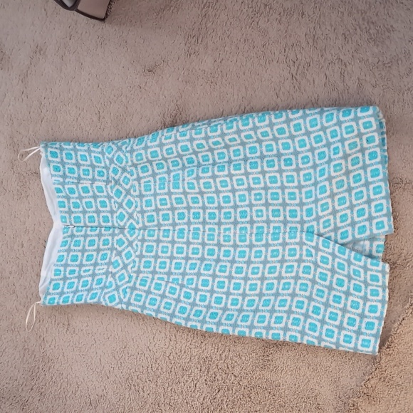 Trina Turk Suit - Picture 3 of 9